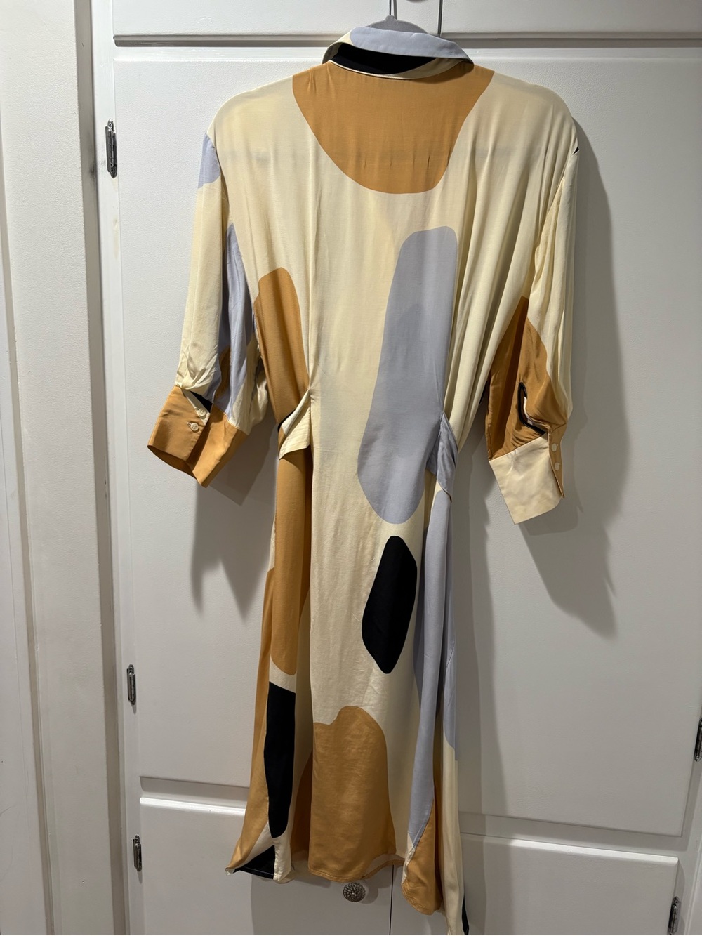 & Other Stories Beige and Cream Patterned Shirt Dress 6 two small stains see pic - Picture 6 of 15
